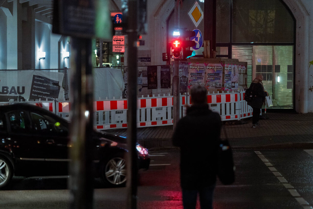 Aktuelle Übersicht zu Baustellen in Jena KW 38/2025: Sperrungen, Umleitungen und Einschränkungen im Stadtverkehr auf einen Blick. Achtung Baustelle! Autofahrer müssen sich auf Behinderungen im Jenaer Straßenverkehr einstellen. Foto: Frank Liebold, Jenafotografx