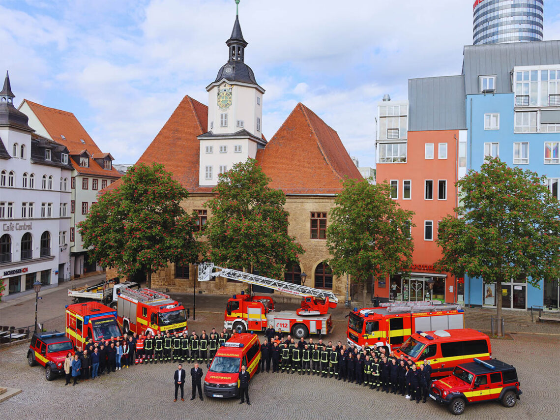 Führungswechsel bei der Feuerwehr Jena. Ralf Hertig geht in den Ruhestand – Nick Ludwig übernimmt Leitung. Foto: Stadt Jena