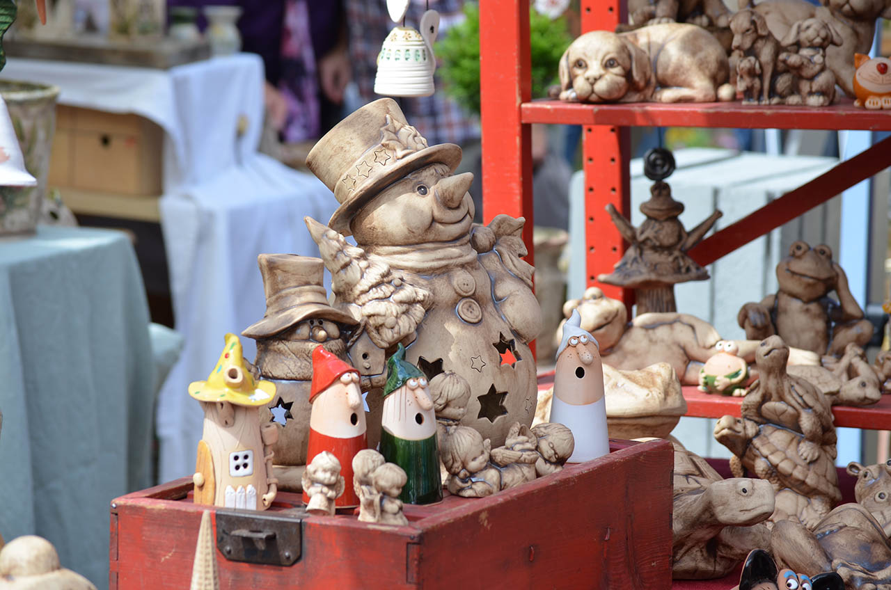 28. Jenaer Töpfermarkt 2025: Kreative Keramikkunst auf dem Marktplatz, Foto: Frank Liebold, Jenafotografx