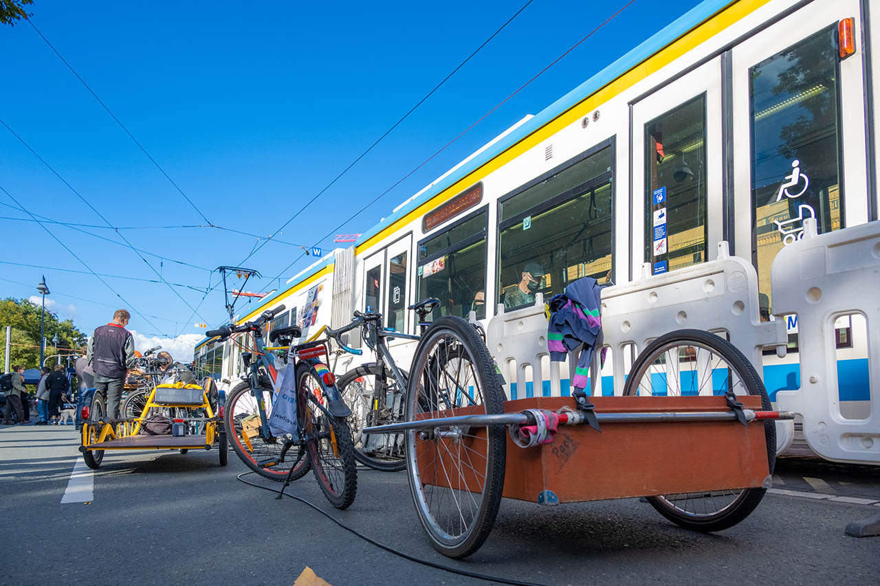 Auch 2025 haben Bürgerinnen und Bürger in Jena wieder die Chance, ihre Stadt aktiv mitzugestalten. Vom 1. Juni bis 31. Juli 2025 können Ideen für das Bürgerbudget Jena auf der Beteiligungsplattform mitmachen.jena.de eingereicht werden. Foto: Frank Liebold, Jenafotografx.de