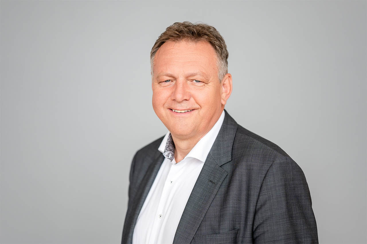 NEW bauhaus startet mit der VISIONALE 2025 in Weimar. Zwei Tage Impulse, Labs und Austausch zur Zukunft von Gestaltung, Architektur und Gesellschaft. Foto zeigt Michael Kynast. Fotograf: Christopher Schmid