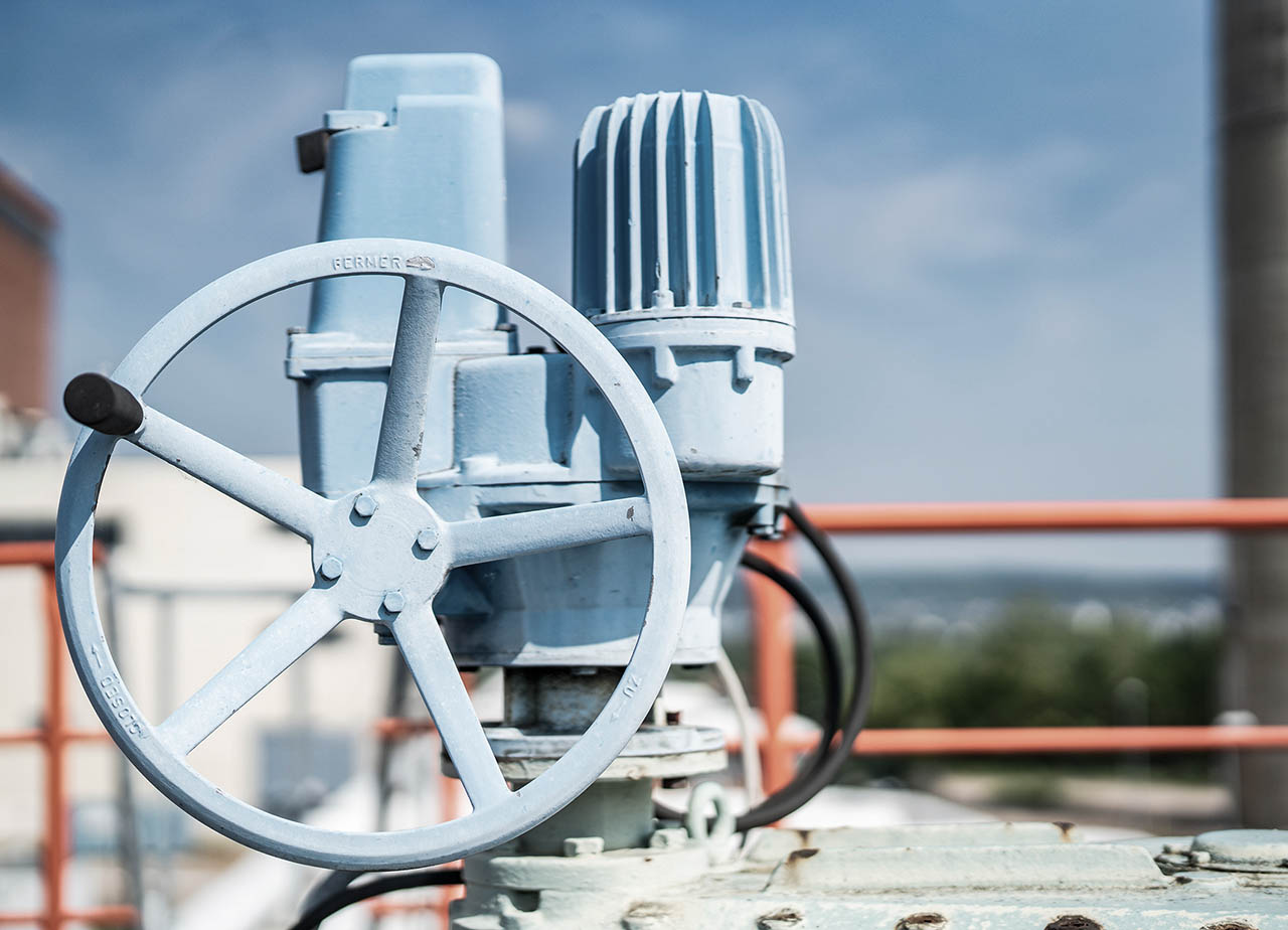 Am 17.09.2025 wird die Fernwärme in Jena-Süd wegen Reparaturen unterbrochen. Stadtwerke informieren betroffene Haushalte und geben Tipps. Am 17.09.2025 wird die Fernwärme in Jena-Süd wegen Reparaturen unterbrochen. Stadtwerke informieren betroffene Haushalte und geben Tipps. Foto: Stadtwerke Jena