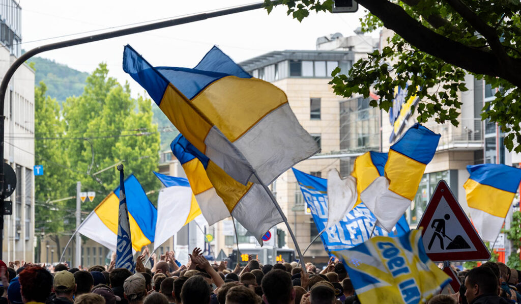 Am 27.09.2025 kommt es in Jena wegen zwei Kundgebungen zu Verkehrsbehinderungen. Infos zu Routen, Zeiten und Empfehlungen für Verkehrsteilnehmer. Kundgebung „Für die Freiheit der Kurve!“ Foto: Jenafotografx Archiv