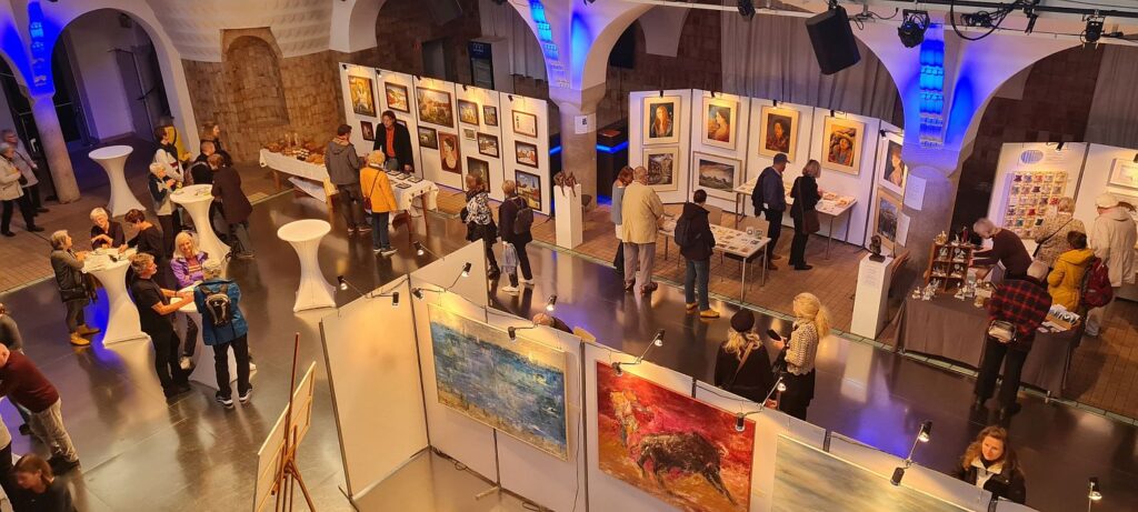 14. Jenaer Kunstmarkt im Volksbad – 08.11.2025. Foto: JenaKultur